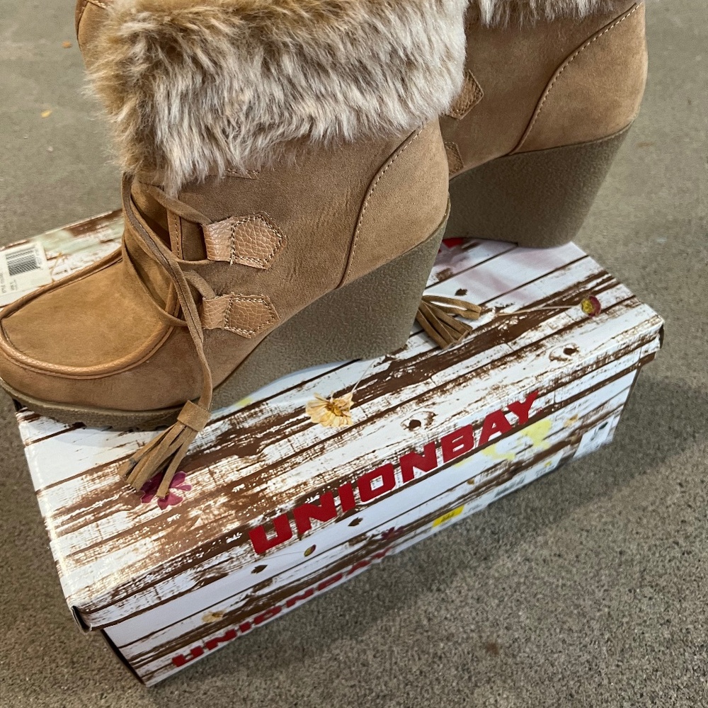 Women’s boots